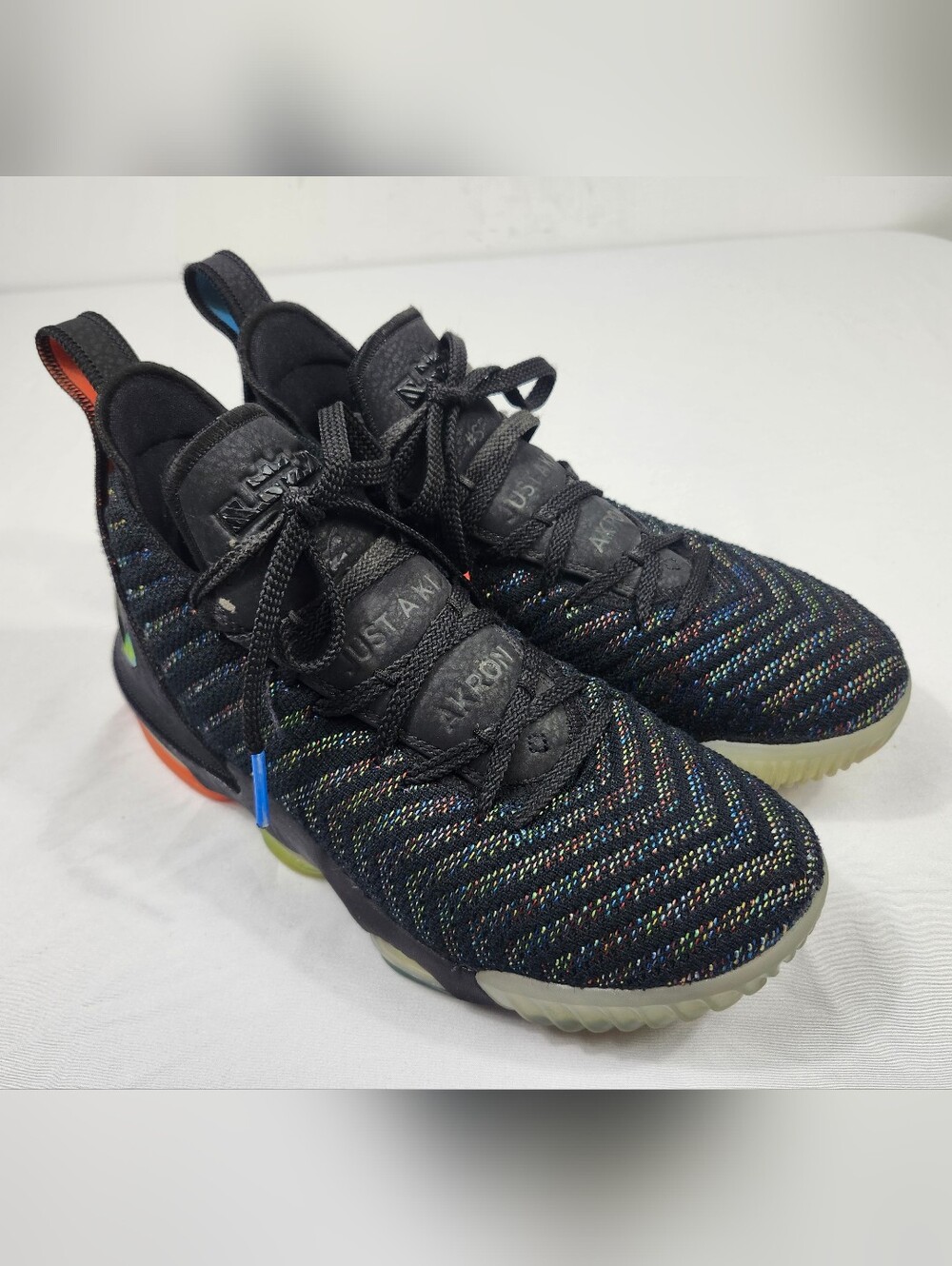 Nike Kids' Size 7 Black Multicolor LeBron Lifestyle Sneakers
